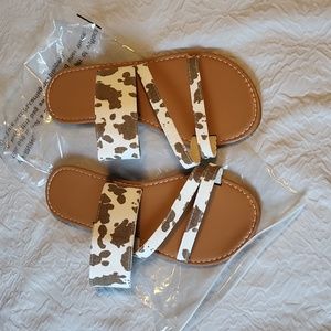 New Cow print sandal